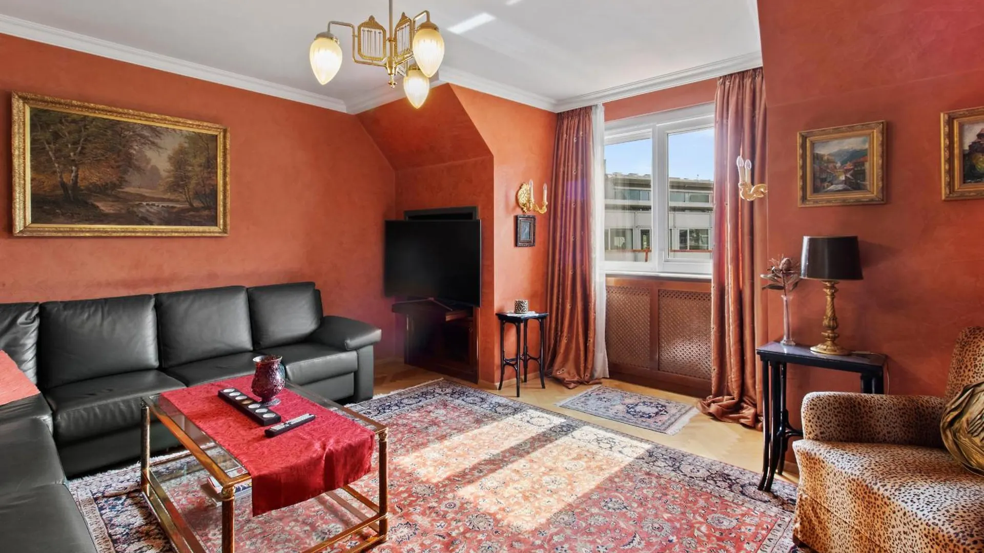 Penthouse With Stephen Cathedral View Appartement Wenen