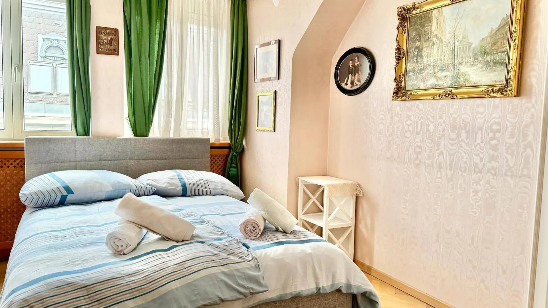 Penthouse With Stephen Cathedral View Appartement Wenen